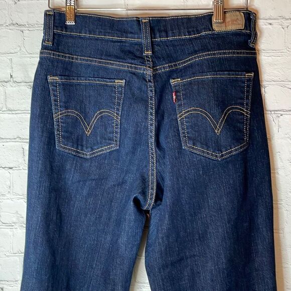 Levi’s Woman’s Perfectly Slimming 512 Bootcut Dark Wash Jeans size 10 - Picture 4 of 7